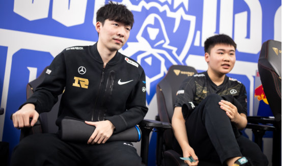 无不展示着 无不展示着