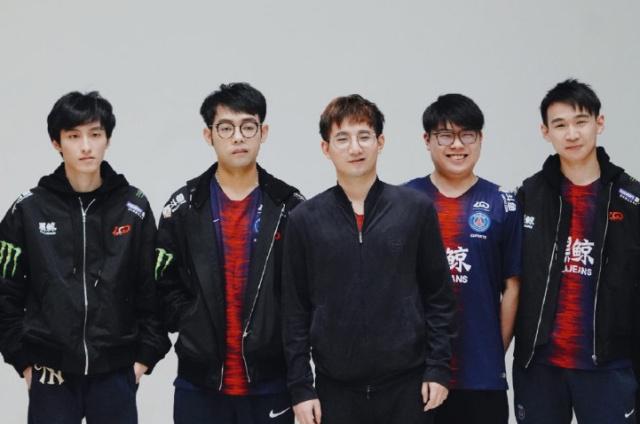 比赛伊始 比赛伊始