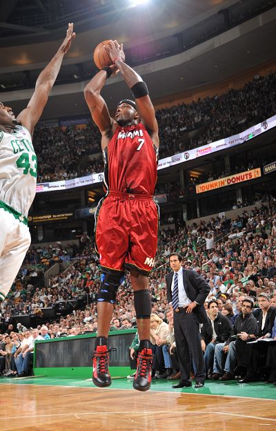 让人目瞪口 让人目瞪口