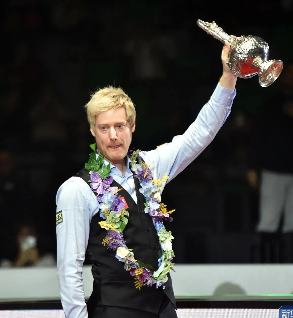 稳定性与深 稳定性与深