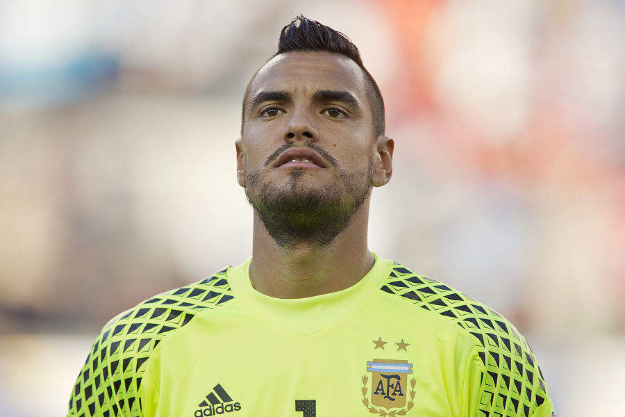 为梅西提供 为梅西提供