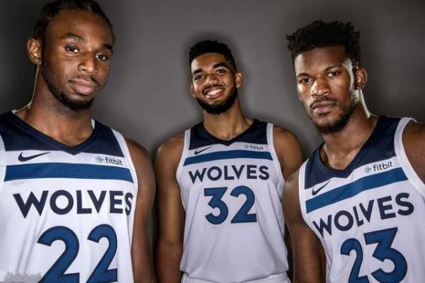 以边锋为基 以边锋为基