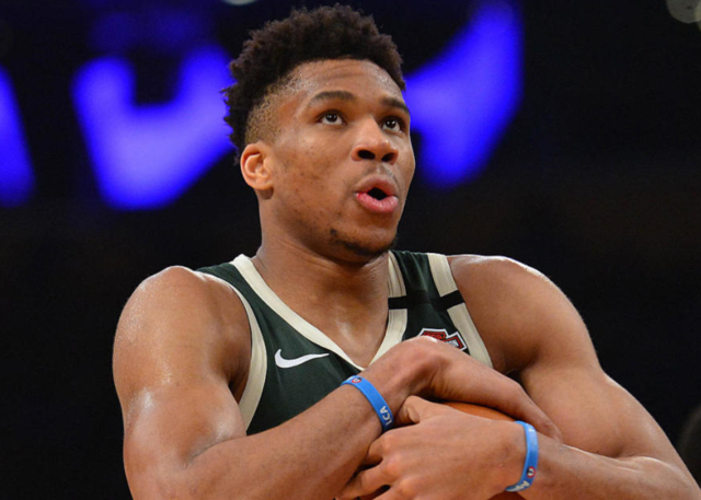 对于追逐冠 对于追逐冠